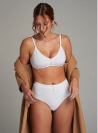 Lady-Any_-702-4